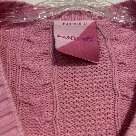 Forever 21 x Pantone Pink Cropped Cable Knit Long Sleeve Cardigan Size S - Picture 3 of 4